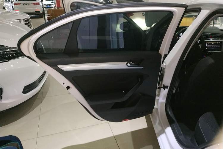 Used Volkswagen Lamando 2021 230TSI DSG Fashion Edition