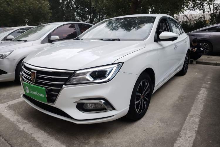 Used Roewe i5 2020 1.5L Automatic 4G Connect Luxury Flagship Edition
