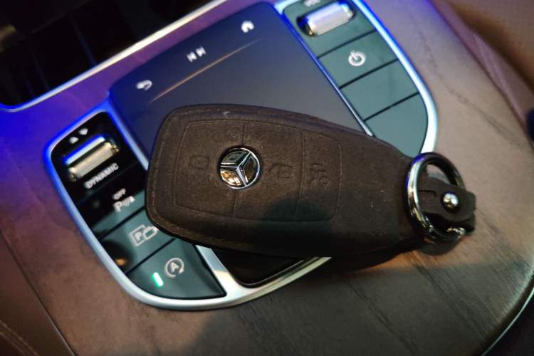 Used Mercedes-Benz E-Class 2022 Revised Version E 300 L Fashion Edition
