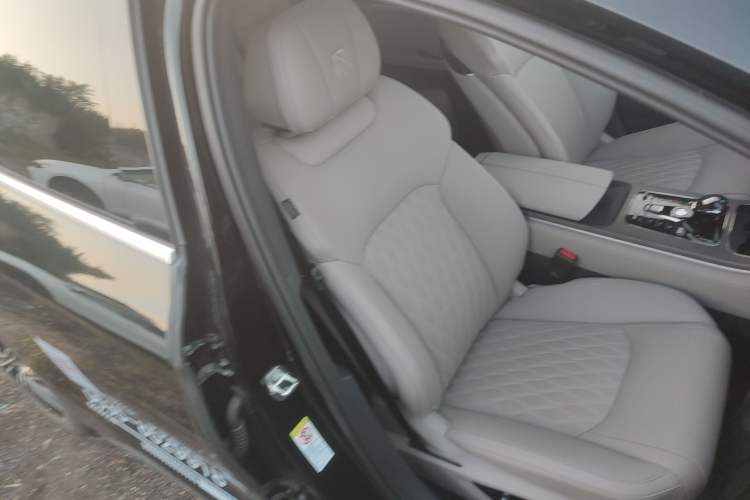 Used BYD Han 2025 EV Intelligent Driving Edition 701KM LiDAR Flagship Model
