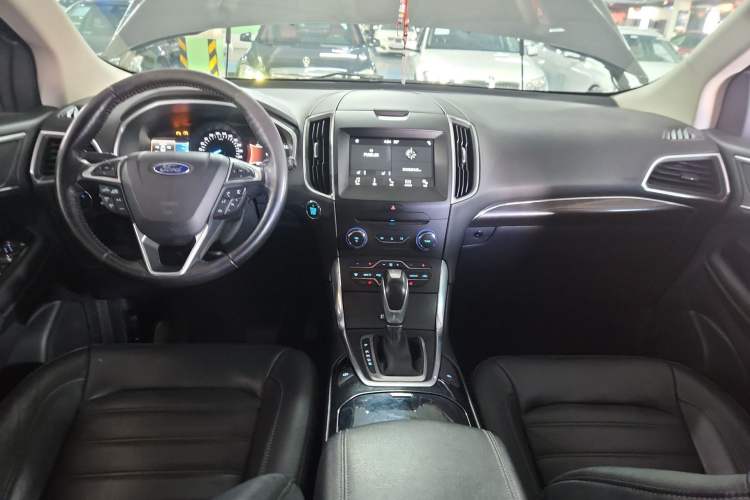 Used Ford Edge 2018 EcoBoost 245 Two-Wheel-Drive Titanium 7-Seater China V Standard
