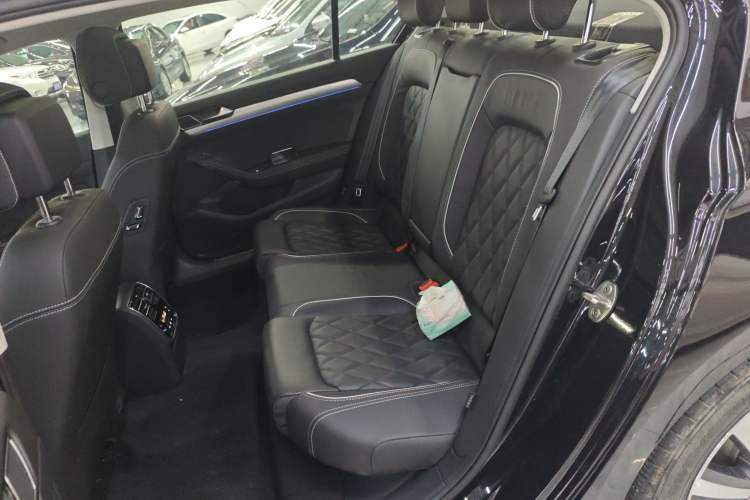 Used Volkswagen Magotan GTE Plug-in Hybrid 2020 GTE Luxury Model
