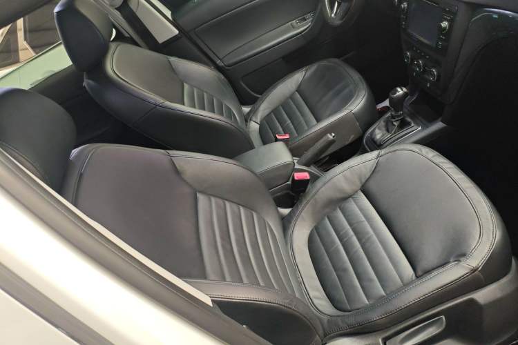 Used Skoda Yeti 2014 1.4 TSI DSG Polar Edition