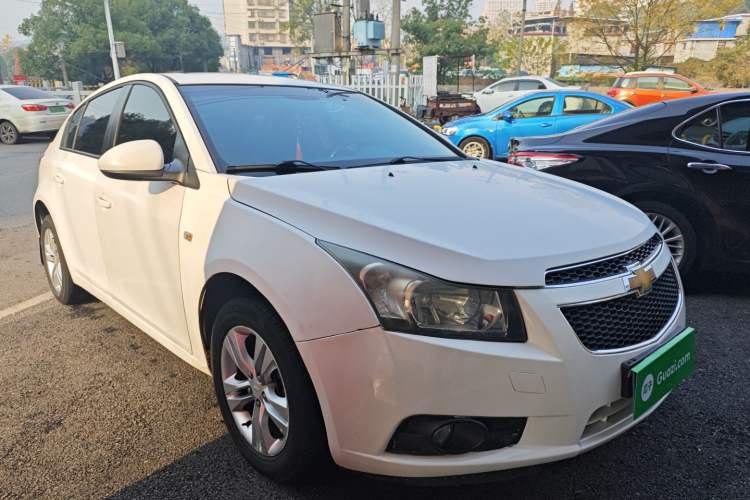 Used Chevrolet Cruze 2013 Hatchback 1.6L Automatic Luxury Model
