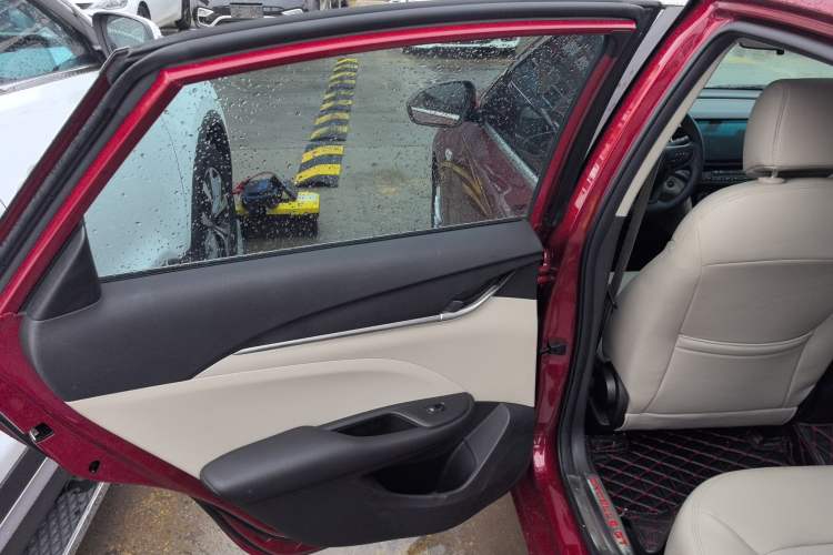 Used Buick GT 2017 15N Automatic Elite Version
