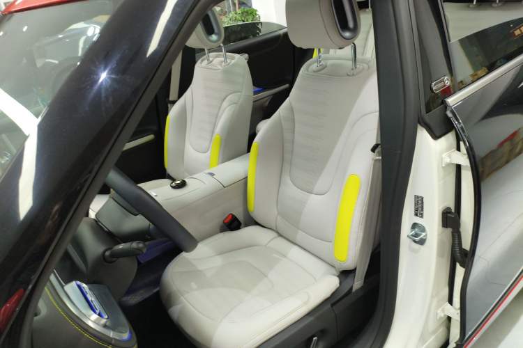 Used  #1 2024 Dynamic Standard Edition