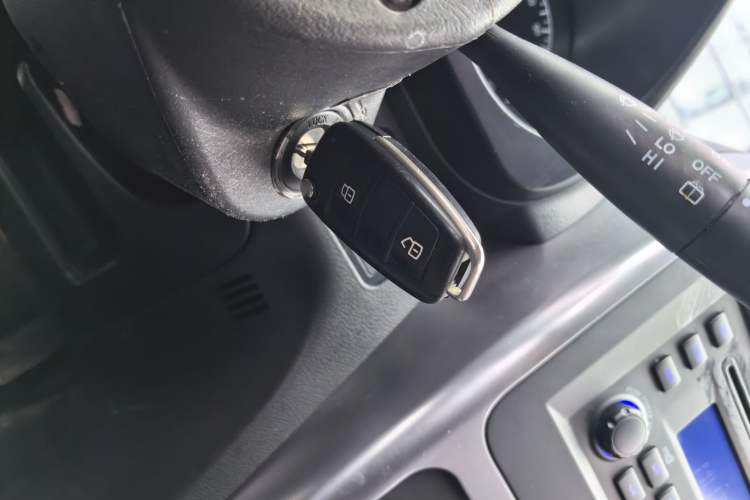 Used Chery Tiggo 3 2015 1.6L Manual Zhishang Commemorative Edition
