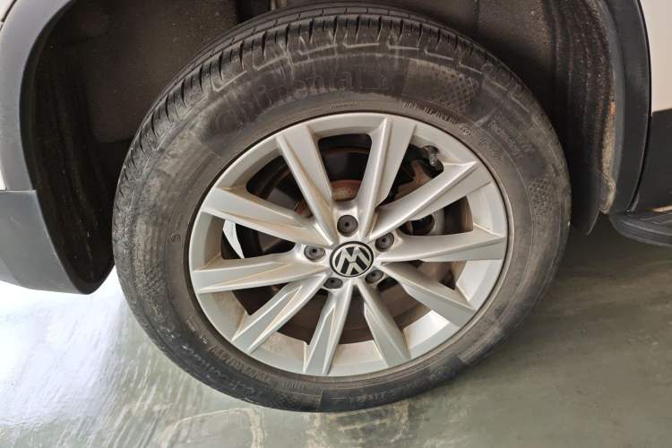 Used Volkswagen Tiguan 2016 280TSI Automatic Two-Wheel-Drive Silk Road Style Edition