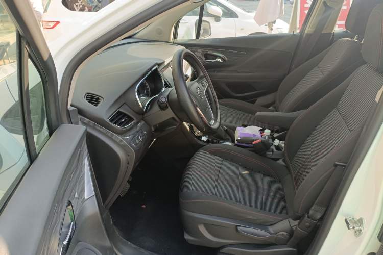 Used Buick Encore 2018 18T Automatic Two-Wheel Drive Urban Leading Model
