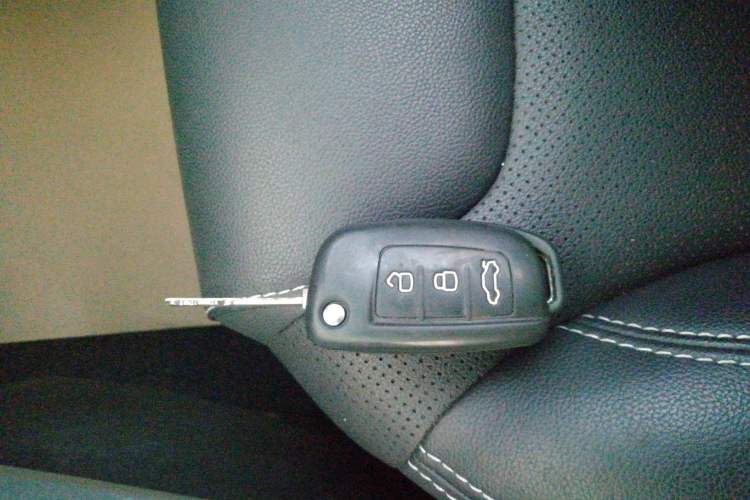 Used Geely Auto Vision X3 2017 1.5L Manual Luxury Model