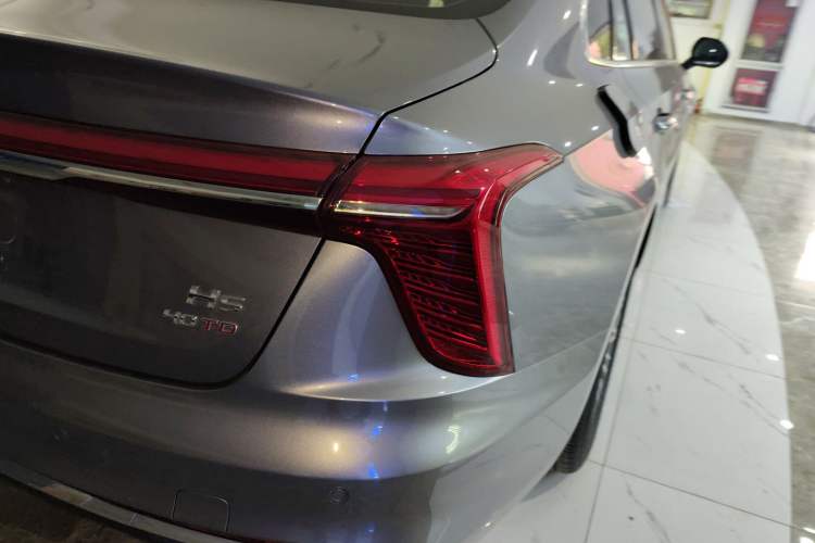 Used Hongqi H5 2023 2.0T Automatic Smart Connect Flagship Edition
