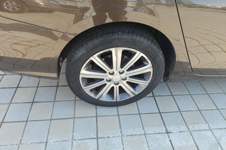 Used Peugeot 408 2014 1.8L Automatic Luxury Edition
