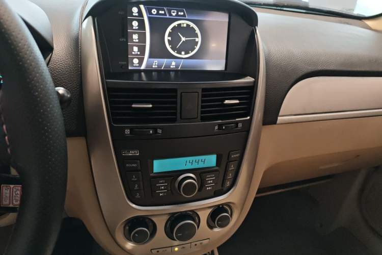 Used Buick Excelle 2013 1.5L Automatic Classic Model
