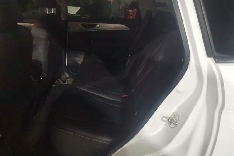 Used Haval M6 2021 PLUS 1.5T DCT Luxury Smart Connectivity Model
