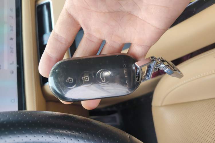 Used Hima AITO M5 2022 Range-Extended Rear-Drive Standard Version
