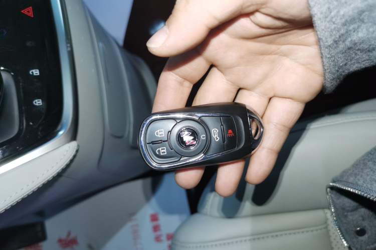 Used Buick GL8 2023 ES Lu Zun Comfort Model
