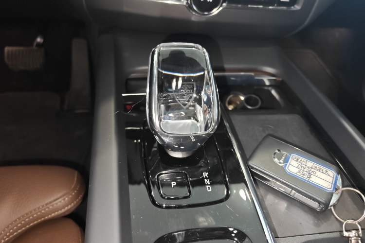 Used Volvo XC60 2024 B5 4x4 Smart Luxury Edition
