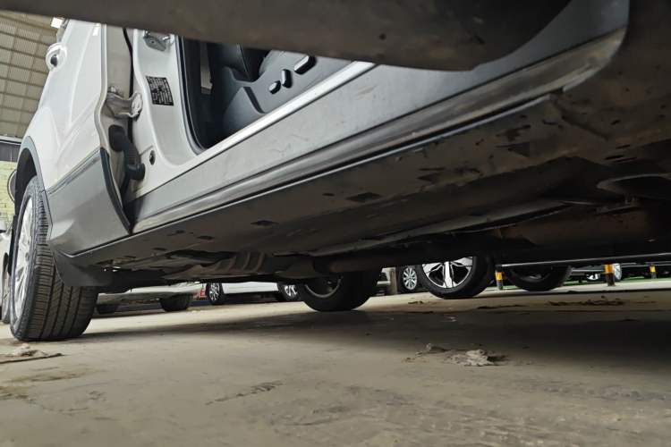 Used Ford Kuga 2015 2.0L GTDi Four-Wheel Drive Prestige Model
