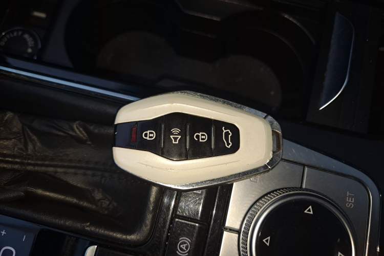 Used JETOUR X90 2020 1.6T DCT Shadow Edition 5 Seats
