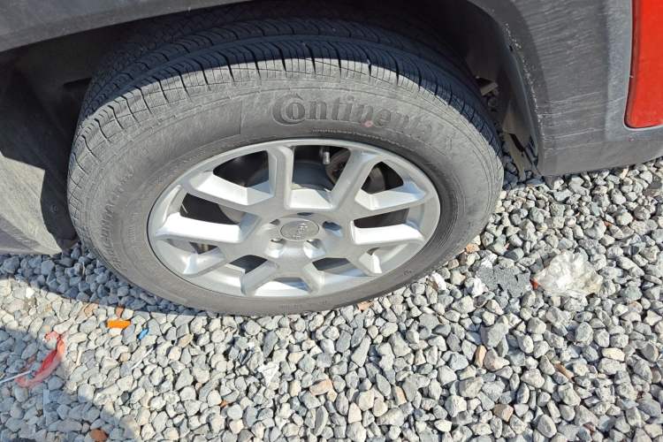 Used  Renegade 2019 220T Automatic Leading Edition