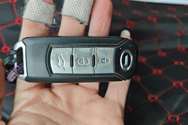 Used GAC Trumpchi GA6 2015 1.8T DCT Elite Model
