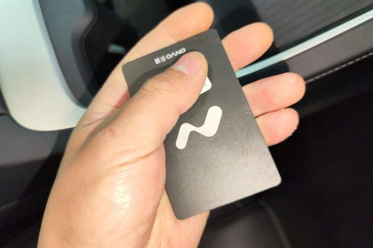 Used ONVO L60 2024 60 kWh Rear-Drive Version