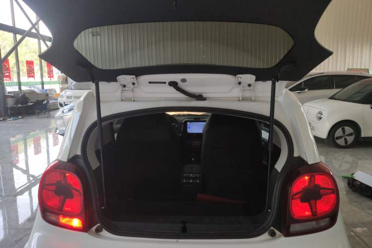 Used Roewe Clever 2021 302km All-Round Version
