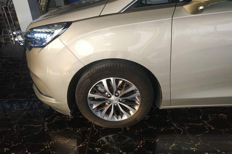 Used Buick GL8 2021 ES Land Cruiser 653T Luxury Edition
