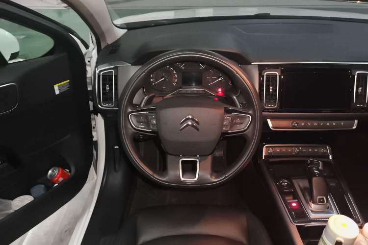 Used Citroen C6 2021 400THP Comfort Edition
