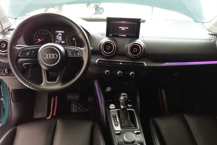 Used Audi Q2L 2018 35 TFSI Launch Exclusive Edition China V