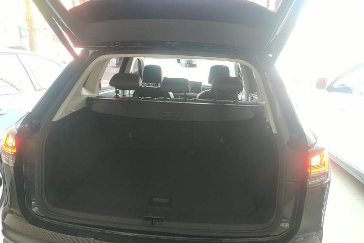 Used Volkswagen Tayron 2023 330TSI Two-Wheel-Drive Luxury Plus Advanced Version
