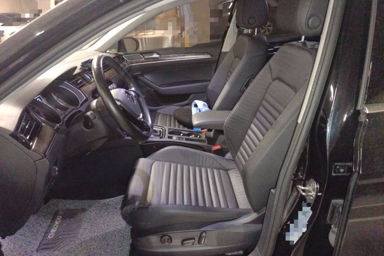 Used Volkswagen Magotan 2019 330TSI DSG Luxury Model China V Standard
