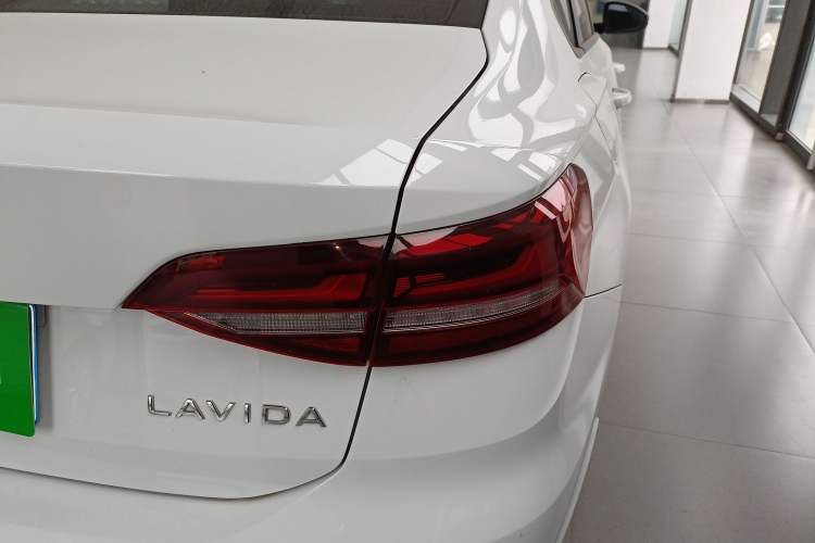 Used Volkswagen Lavida 2023 Revised 1.5L Automatic DeYi Edition