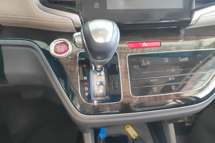 Used Honda Odyssey 2017 2.4L Luxury Edition