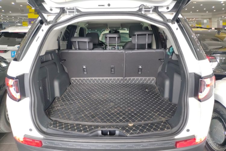 Used Land Rover Discovery Sport 2019 240 PS SE Version China VI Standard
