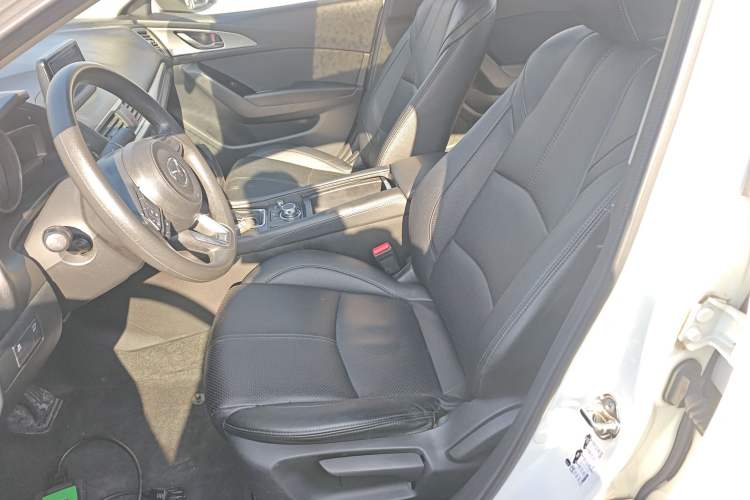 Used Mazda Mazda 3 Axela 2017 Sedan 1.5L Automatic Luxury Model Emission Standard China V