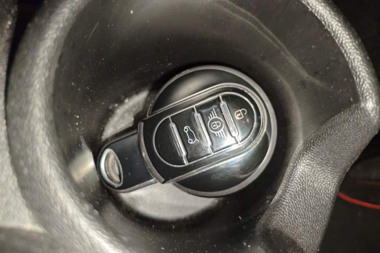 Used  MINI 2016 1.5T COOPER SEVEN
