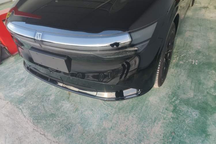 Used Zeekr 7X 2025 100 kWh Long-Range Rear-Wheel Drive with Intelligent Driving Features