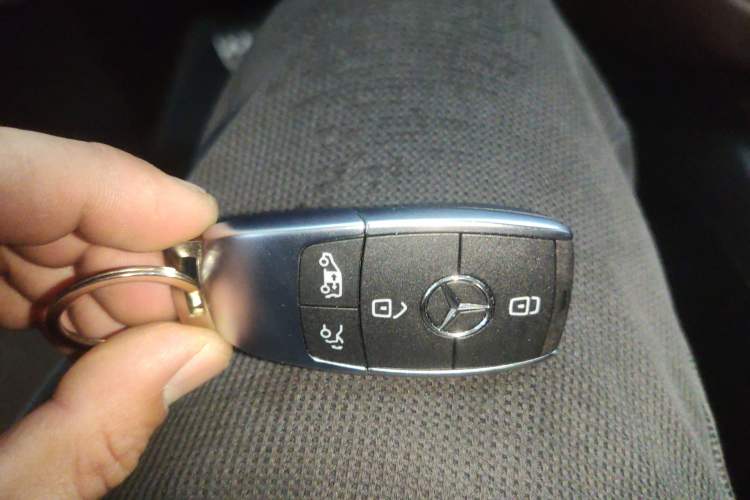 Used Mercedes-Benz V-Class 2024 V 300 Prestige Edition
