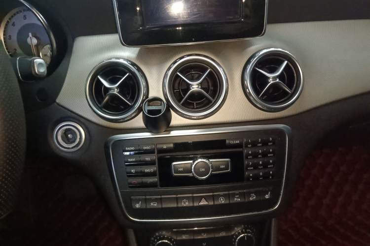 Used Mercedes-Benz GLA 2015 GLA 220 4MATIC Fashion Model