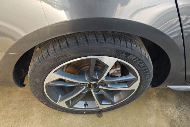 Used Audi A4L 2022 40 TFSI Fashion Dynamic Model
