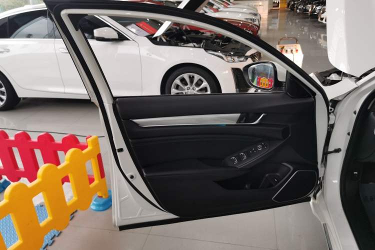 Used Honda Accord 2018 260TURBO Luxury Edition China VI
