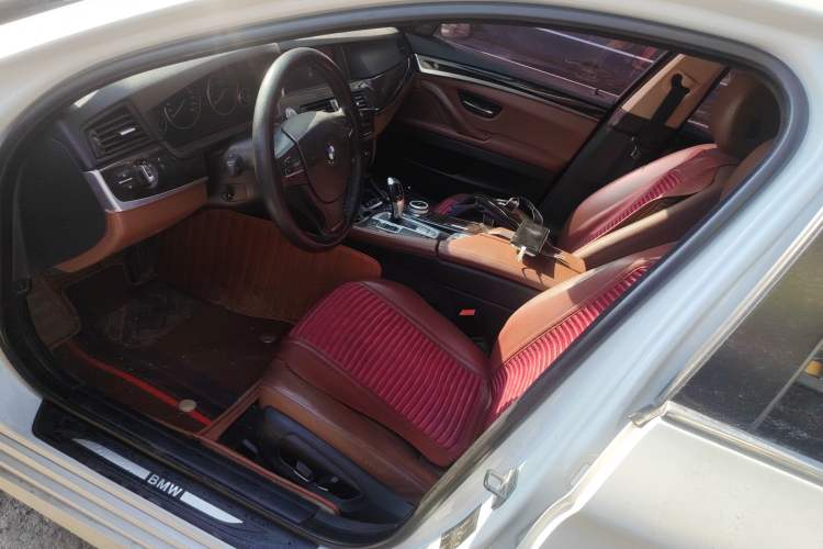 Used BMW 5 Series 2014 525Li Leading Model