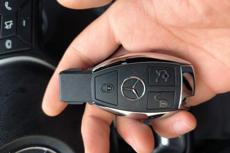 Used Mercedes-Benz E-Class 2015 Facelift E 200 L Sport Edition