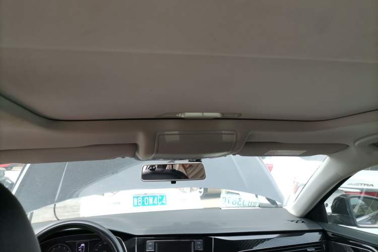 Used Volkswagen Passat 2019 280TSI Business Edition China VI