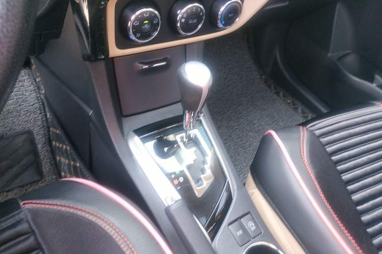 Used Toyota Corolla 2017 Revised Version 1.2T S-CVT GL-i
