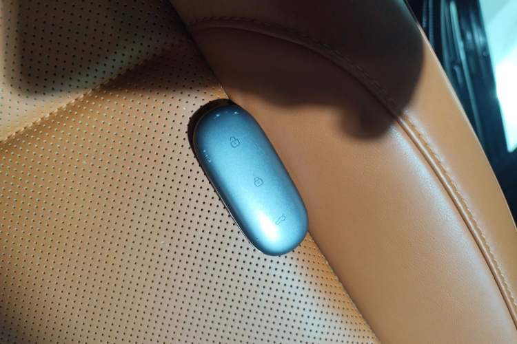 Used Li Auto L8 2023 Pro Model
