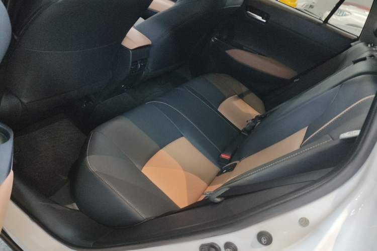 Used Toyota FRONTLANDER 2023 2.0L CVT Sport Edition
