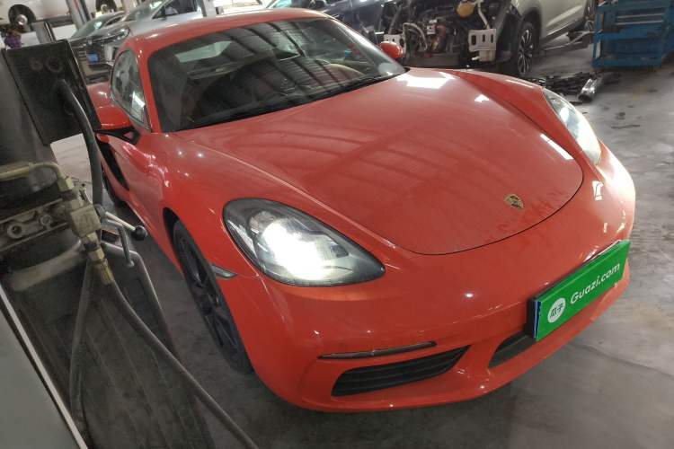 Used Porsche 718 2016 Cayman 2.0T