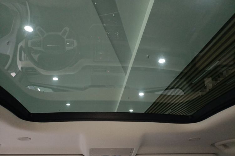 Used Land Rover Defender 2022 90 2.0T P300 Tiger-Power Ambition Edition
